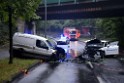 VU Frontal Koeln Hoehenhaus Berlinerstr vor Leuchterstr P08